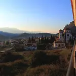 Апартаменты In The Shadow Of Meteora *